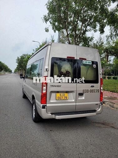 GIA ĐÌNH CẦN BÁN XE FORD TRANSIT LUXURY ĐỜI 2016