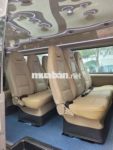 GIA ĐÌNH CẦN BÁN XE FORD TRANSIT LUXURY ĐỜI 2016
