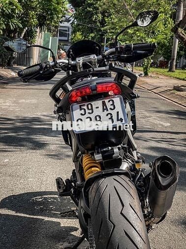 cần bán Ducati Hyper Strada 821