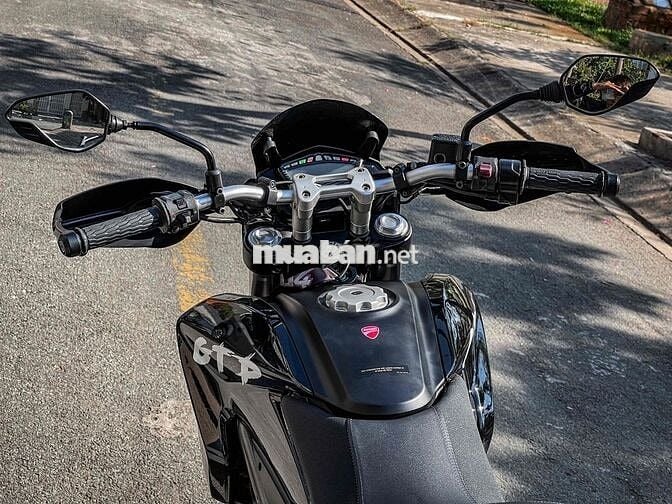 cần bán Ducati Hyper Strada 821