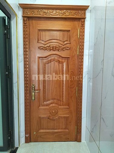 Chuyên nhận làm cửa, cầu thang, kệ bếp, tủ áo quần, giường ngủ...