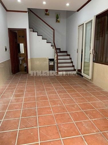 CHO THUÊ NHÀ NGUYÊN CĂN PHỐ VĨNH PHÚC - BA ĐÌNH 