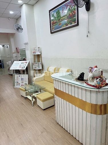 CẦN SANG TIỆM NAIL - SPA GIÁ RẺ