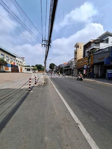 Bán nhà mặt tiền Đỗ Xuân Hợp Phước Long B Quận 9 giá 21,5 tỷ
