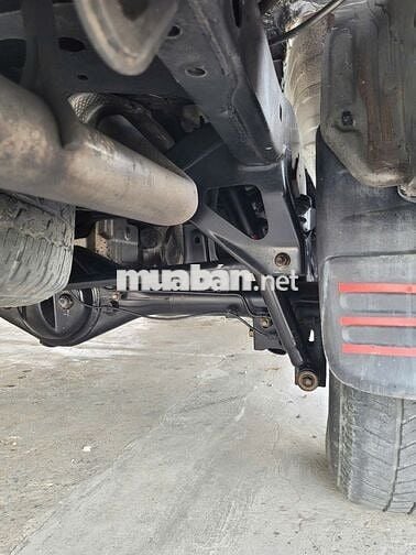 Gia đình bán xe Toyota Fortuner số sàn đời 2011