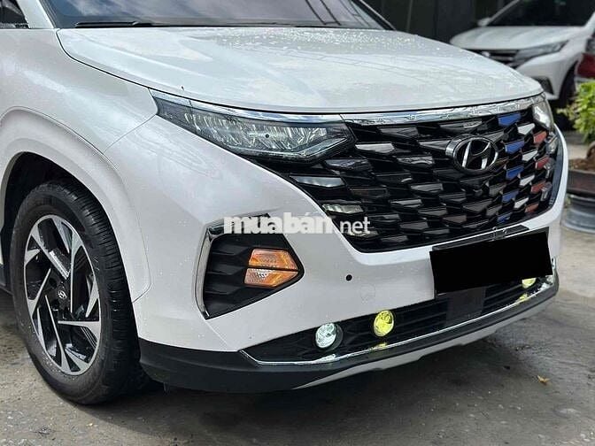 Hyundai Custin 2024 Cao Cấp 2.0T - 17000 km
