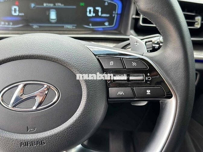 Hyundai Custin 2024 Cao Cấp 2.0T - 17000 km