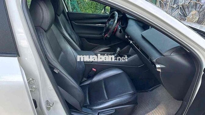 Mazda 3 2020 1.5L Luxury - mẫu mới 2021