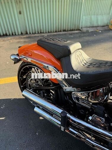 harley breakout 117