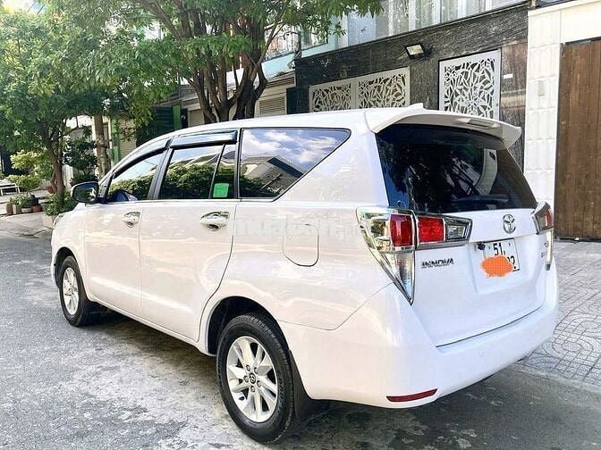 Toyota Innova 2019 E xe gia đình- chính chủ: 420tr