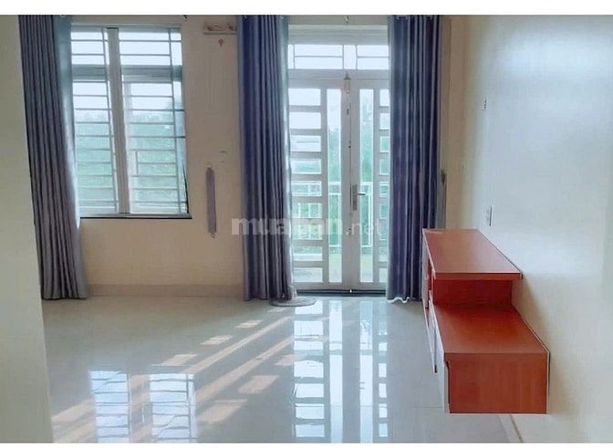 Tôi cần cho thuê nhà nguyên căn 3 lầu KDC 13E Intresco đường 12m 