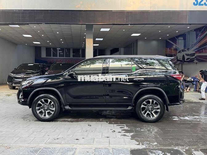 CẦN BÁN FORTUNER LEGENDER 4x2 AT MÁY DẦU