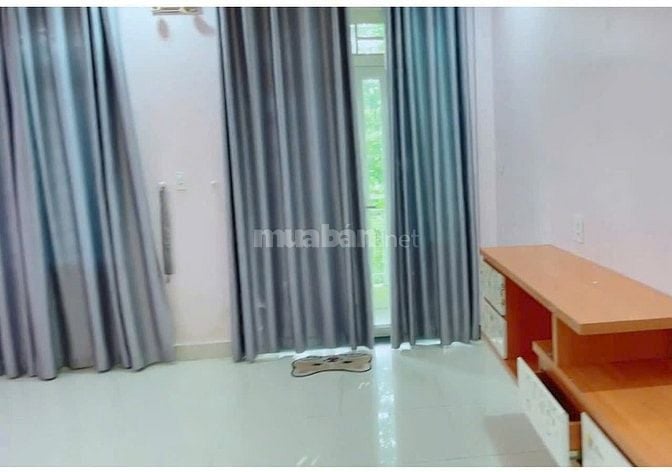 Tôi cần cho thuê nhà nguyên căn 3 lầu KDC 13E Intresco đường 12m 