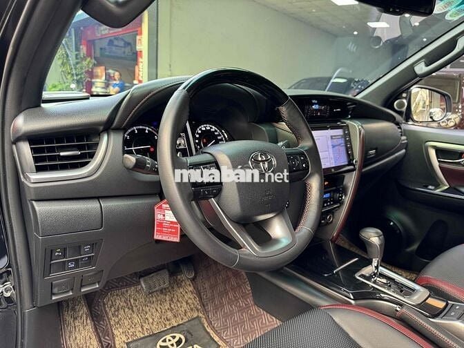 CẦN BÁN FORTUNER LEGENDER 4x2 AT MÁY DẦU