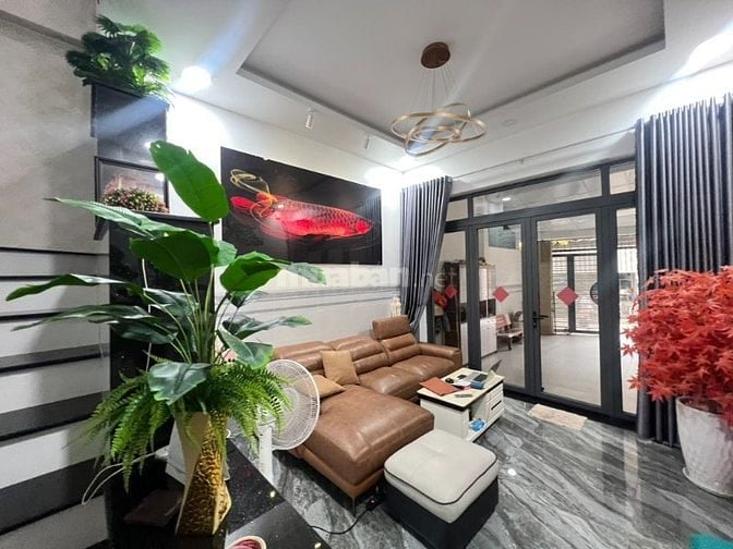 Nhà 2 tầng 88m2,tặng nội thất xin. Hẻm xe tải, Lê Văn Việt Q9