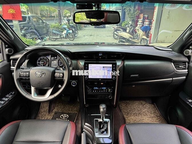 CẦN BÁN FORTUNER LEGENDER 4x2 AT MÁY DẦU
