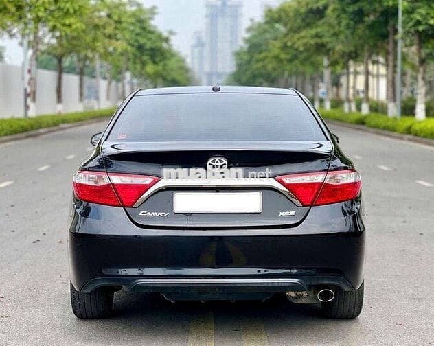Toyota Camry 2014 SE 2.5 AT - 100000 km