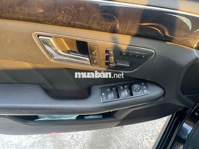 Mercedes Benz E Class 2015 E250 AMG - 70000 km