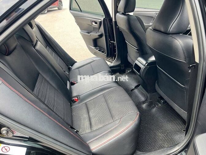 Toyota Camry 2014 SE 2.5 AT - 100000 km