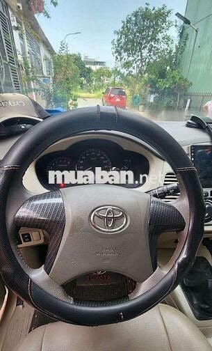 Toyota Innova 2016 2.0E - 999999 km