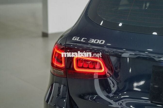 GLC 300 AMG V1 - Zin Nguyên Bản - 1 Chủ Từ Đầu
