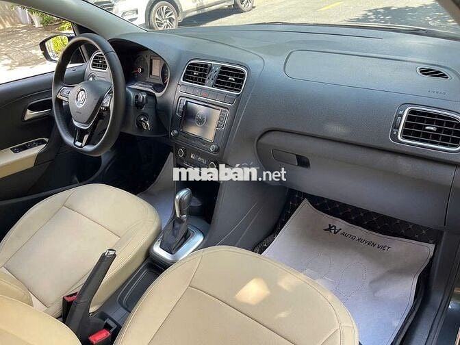 Volkswagen Polo Hatchback 1.6AT 2020 Đẹp Như Mới
