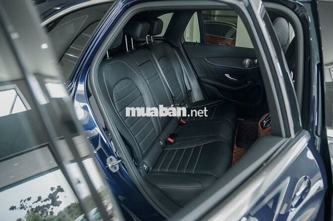 GLC 300 AMG V1 - Zin Nguyên Bản - 1 Chủ Từ Đầu