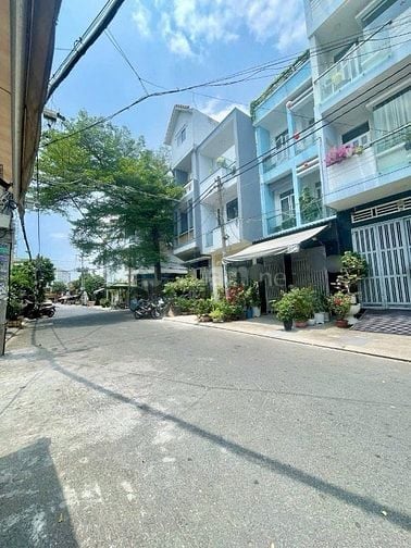 Bán nhà hẻm 52 Thoại Ngọc Hầu, quận Tân Phú 4x20m 1 lầu giá 9 tỷ
