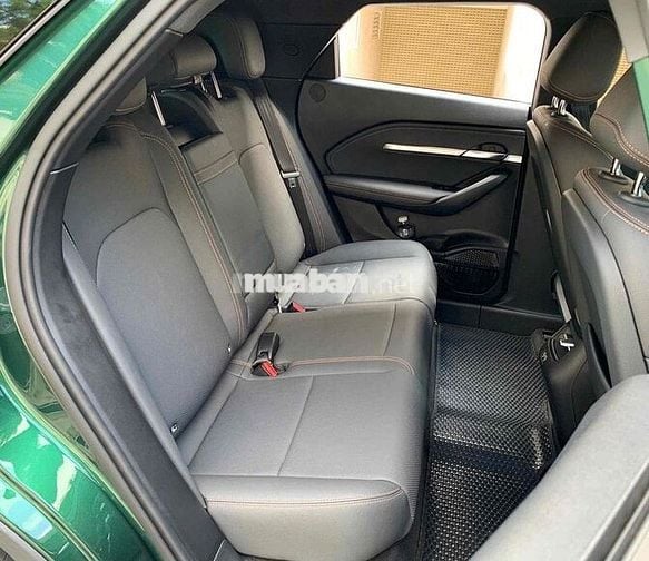 VinFast VF6 2024 Plus - 9000 km