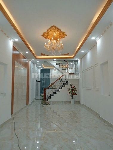 Cần cho thuê nhà HXH 245/4D Nguyễn Trãi P.Nguyễn Cư Trinh Q.1