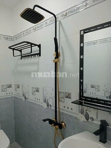 Cần cho thuê nhà HXH 245/4D Nguyễn Trãi P.Nguyễn Cư Trinh Q.1