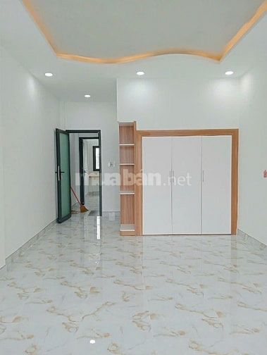 Cần cho thuê nhà HXH 245/4D Nguyễn Trãi P.Nguyễn Cư Trinh Q.1