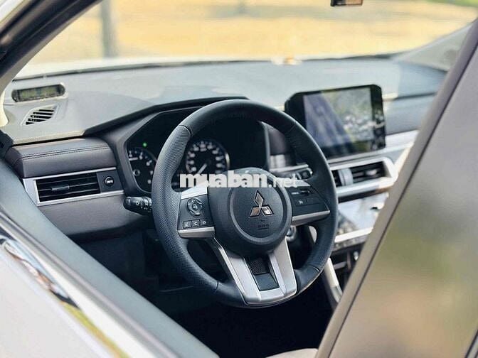 🔥🔥 Mitsubishi Xpander 2023 Premium tiết kiệm 150tr