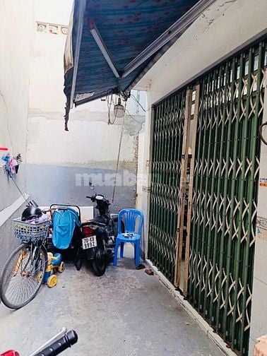 Chính chủ bán nhà đường Nguyễn Văn Quỳ quận 7