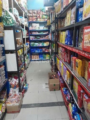 Cửa hàng Bách hóa tổng hợp cần tuyển gấp 4 nhân viên bán hàng 