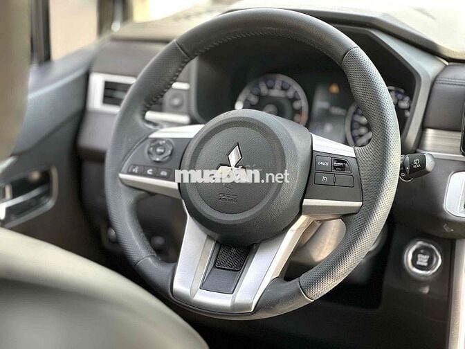 🔥🔥 Mitsubishi Xpander 2023 Premium tiết kiệm 150tr