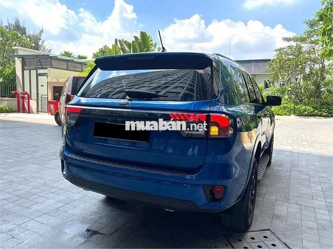 Cần bán Ford Everest 2023 Sport 2.0L 4x2 AT lướt