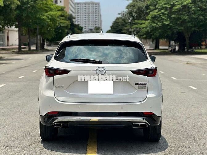 Mazda CX5 2023 - 14000 km