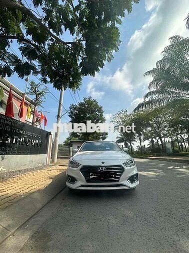 Hyundai Accent 2019 1.4 AT - 25000 km