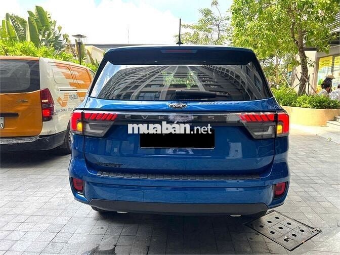 Cần bán Ford Everest 2023 Sport 2.0L 4x2 AT lướt