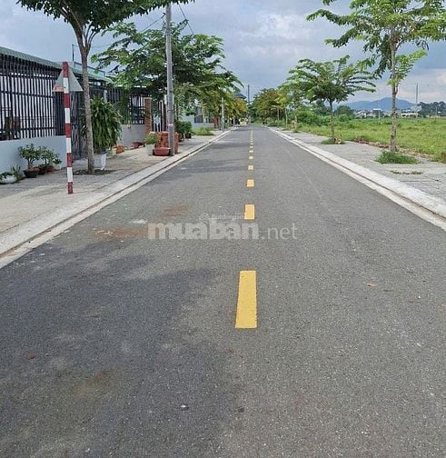 Bán đất vị trí vàng ở vòng xoay Cống Bà Sáu trung tâm Long Đất Bà Rịa 