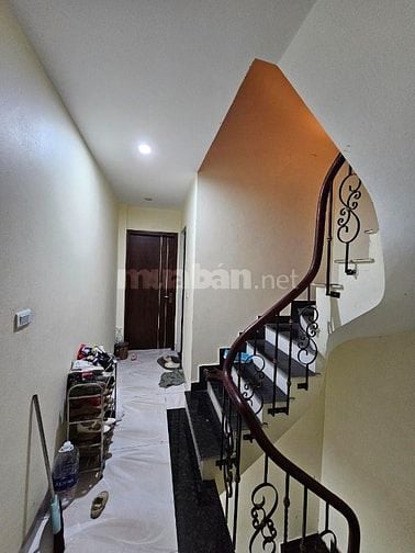 Long Biên 80m2 x 5 tầng. Mt 10. Ô tô tránh. Kinh doanh. 12.5 tỷ