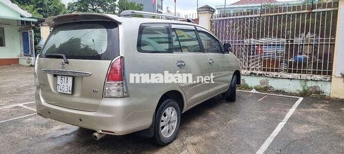 Toyota Innova 2007 G - 140000 km