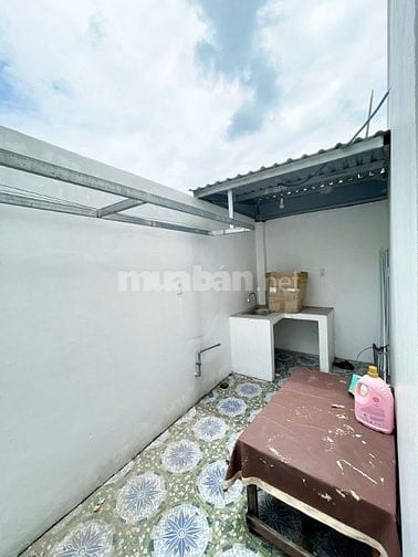 Bán gấp nhà Trần Thị Cẩm, Củ Chi, Sổ hồng riêng, 110m2, giá 720 Triệu