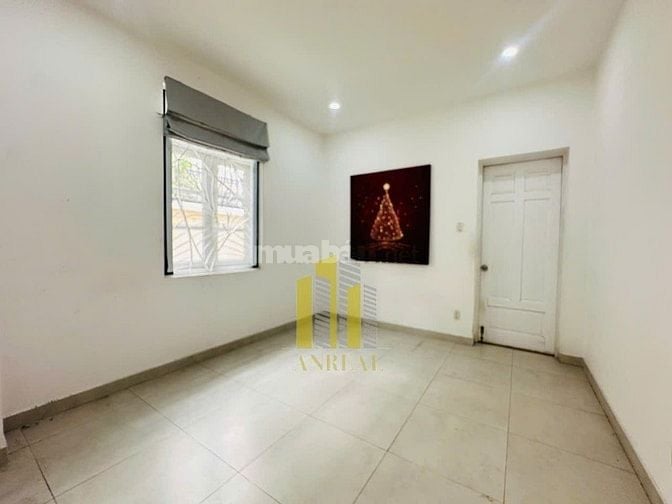 Biệt Thự Thảo Điền Sân Vườn Hồ Bơi Khuôn Viên 1000m2
