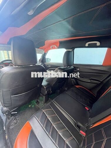 Cần bán Suzuki Swift 2019 GLX 1.2CVT màu trắng đẹp