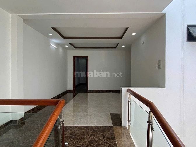 Cần cho thuê nhà HXH 283/6A CMT8 P.12 Q.10 