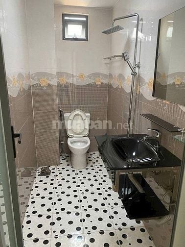 Cần cho thuê nhà HXH 283/6A CMT8 P.12 Q.10 