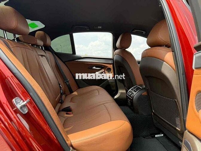VinFast Lux A2.0 2019 Premium 2.0 AT - 60000 km