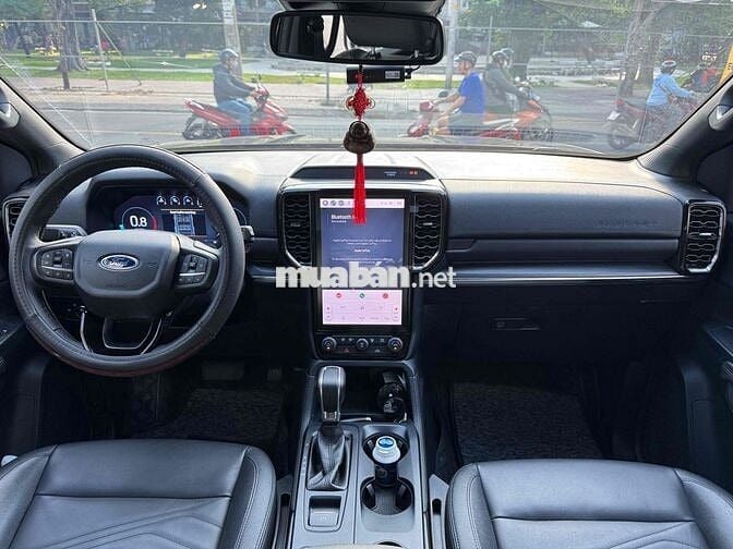 Ford Everest 2023 Titanium 2.0 AT 4x2 - 19000 km